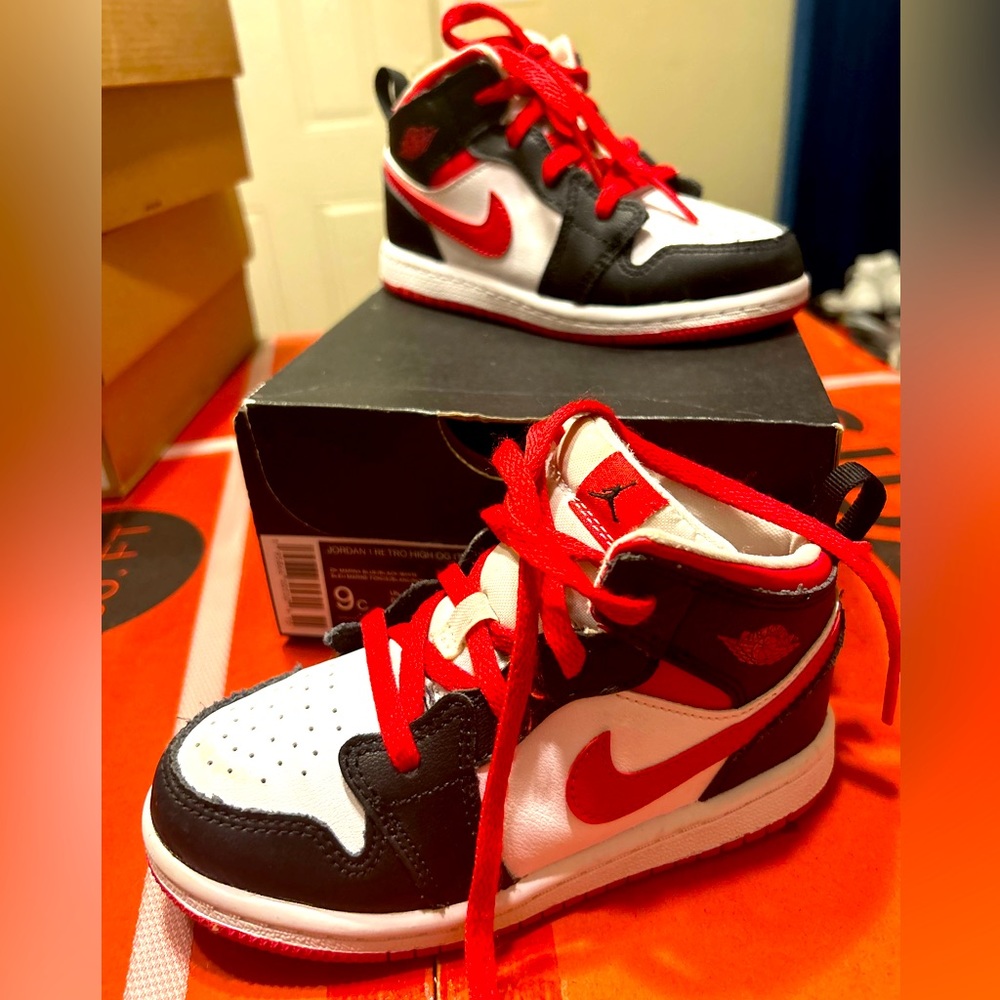 Jordan 1